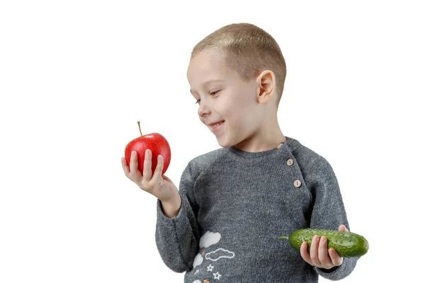 Little European Boy Holds His Hand Red Apple Green Cucumber — 스톡 사진