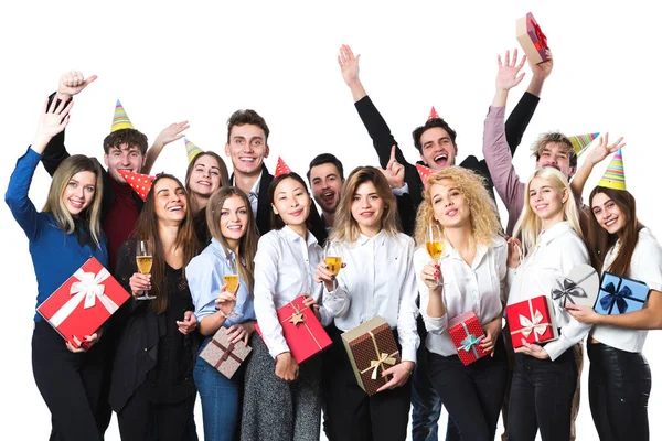 Glada människor firar semester med champagne. — Stockfoto
