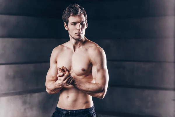 Portrait of shirtless bodybuilder. — 스톡 사진
