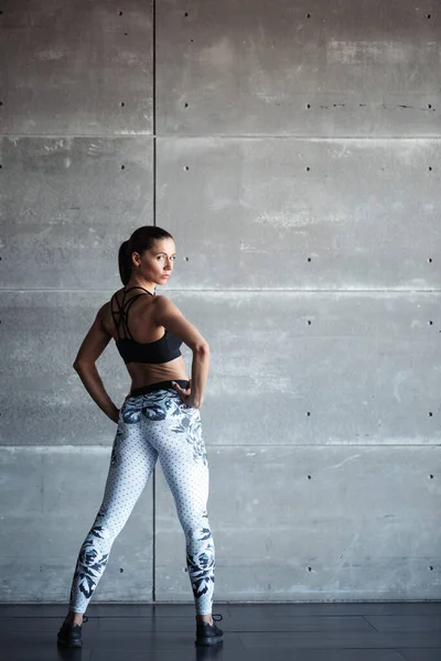 Mulher Fitness Retrato Uma Menina Boa Forma Sportswear — Fotografia de Stock