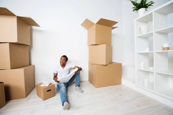 Sonhador Chão Planeja Novo Interior Para Sua Nova Casa Idéia — Fotografia de Stock