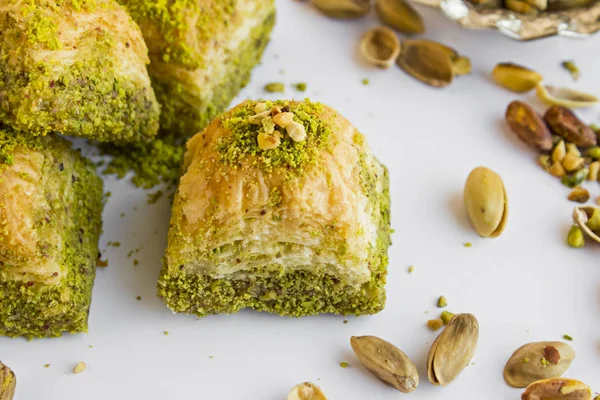 Traditional Turkish Dessert Dry Baklava Pistachio Nuts White Background Pistachio – stockfoto