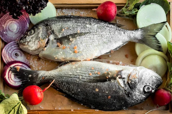 Close Shot Raw Fish Spices Vegetables Wooden Board — Stok fotoğraf