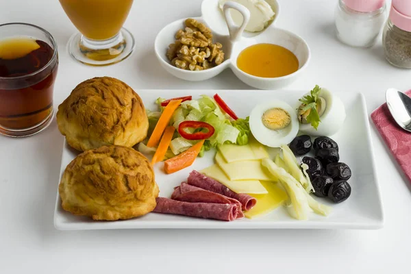 Nahaufnahme Einer Köstlichen Ramadan Festtafel Mit Verschiedenen Gerichten — Stockfoto