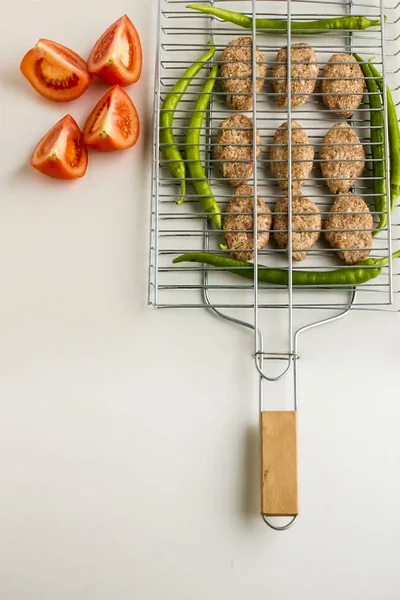 Carne Vacuno Molida Cocida Meatball Parrillada Acero Inoxidable Con Pimienta —  Fotos de Stock