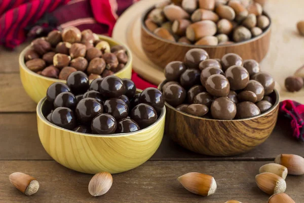 Close Shot Delicious Nuts Glazed Chocolate — Stock Photo, Image