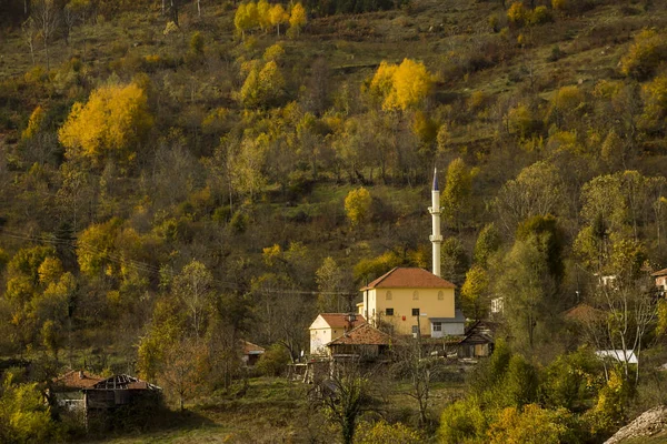 Mały Meczet Jesiennych Kolorach Małej Wiosce Turcji Ramadan Koncepcja — Zdjęcie stockowe