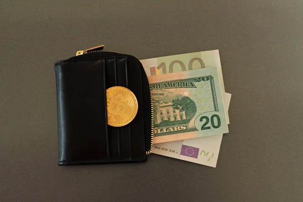 Lommebok Med Ulike Penge Bitcoin Mynter – stockfoto