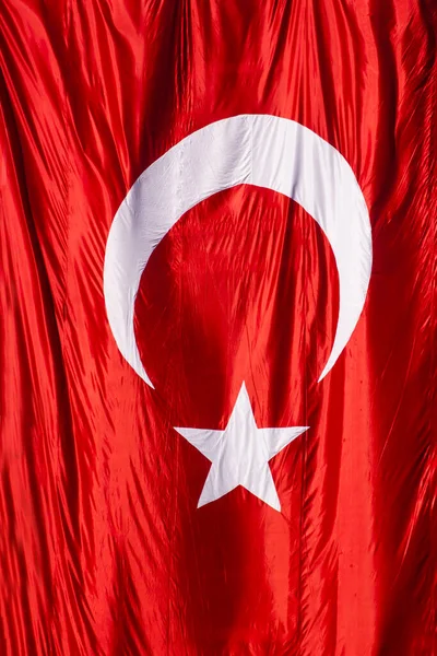 Bilde Tyrkisk Flagg Med Satengstoff – stockfoto