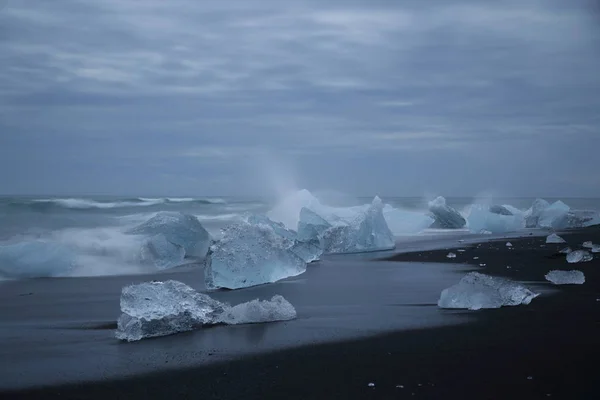 Glacier Ice Chunks Black Beach Jokulsarlon Iceland — 스톡 사진