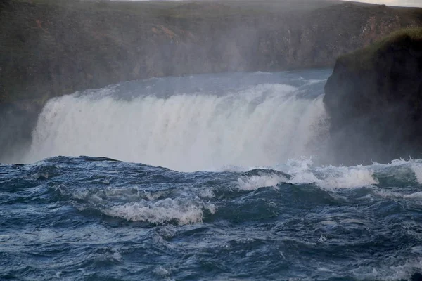 Godafoss vattenfall Island — Stockfoto