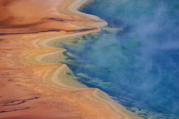 Grand Prismatic Spring in Yellowstone National Park,USA — Stock Photo, Image