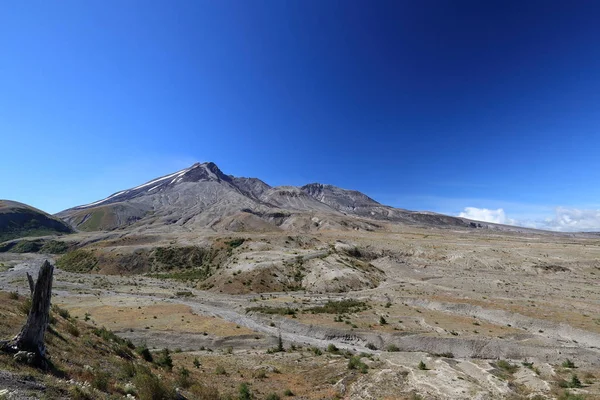 Piękny widok na Mount Saint Helens Area, Usa — Zdjęcie stockowe