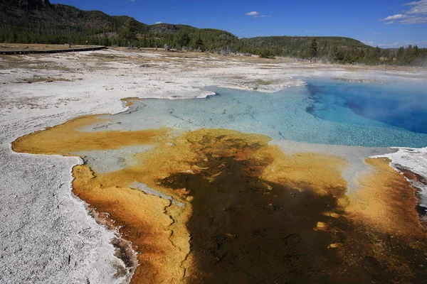 Sapphire Pool,Yellowstone National Park,Wyoming — Stock Photo, Image