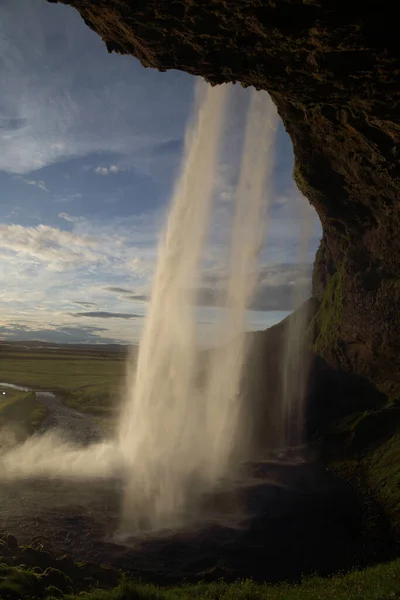 Seljalandsfoss καταρράκτης, Sudhurland, Ισλανδία — Φωτογραφία Αρχείου