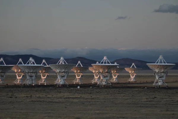 Vla, Zeer grote Array satelliet schotels t in New Mexico, Usa — Stockfoto