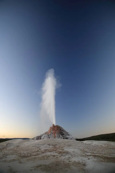 White Dome Geyser Firehole Lake Drive Yellowstone National Park — 스톡 사진