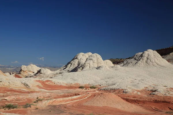 アリゾナ州の朱色の崖の国立記念碑の白いポケット — ストック写真
