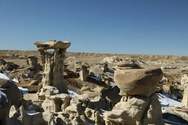 Παράξενος Σχηματισμός Βράχων Στο Bisti Badlands Alien Throne New Mexico — Φωτογραφία Αρχείου