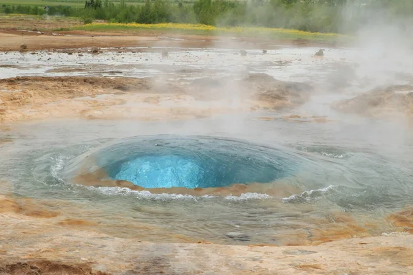 Islands Stora Geysir Strokkur Varma Källor — Stockfoto