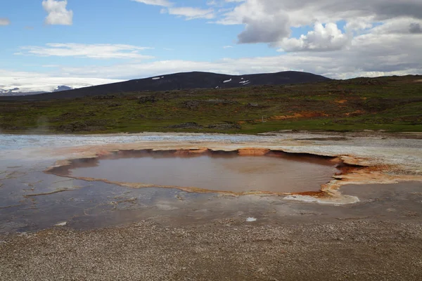 Island Landskap Hveravellir Geotermiskt Område Området Fumaroler Och Flerfärgade Varma — Stockfoto