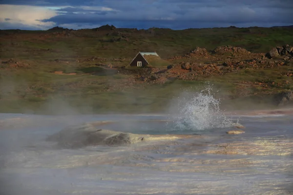 Island Landskap Hveravellir Geotermiskt Område Området Fumaroler Och Flerfärgade Varma — Stockfoto