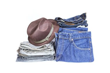 Mavi kot elbise yığını