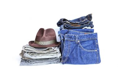 Mavi kot elbise yığını