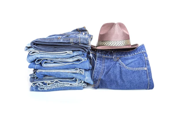 Stack av blå denim kläder — Stockfoto