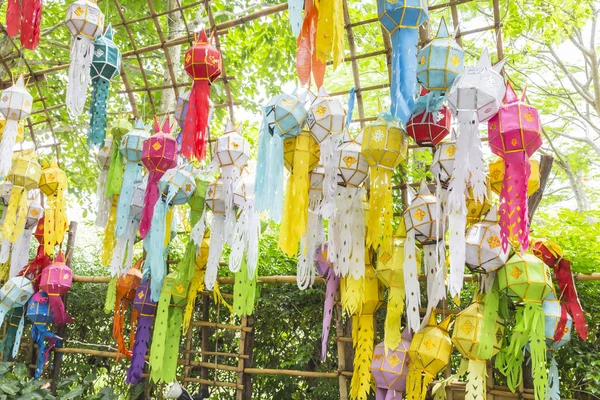 renkli kağıt, Tekstil ve bambu lamba aydınlatma ve dekorasyon