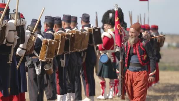 トルコ人、フランス人、イギリス人兵士の戦術的形成。クリミア戦争 — ストック動画