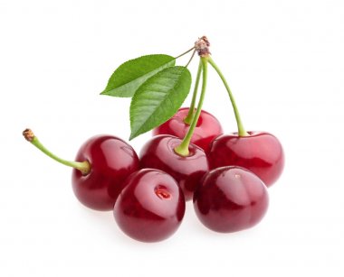Beyaz arkaplanda kiraz izole