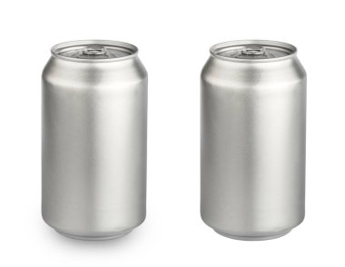 Metal alüminyum içecek beyaz zemin üzerinde izole edilebilir.