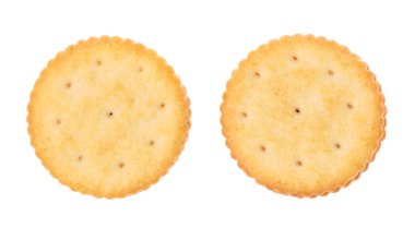 Yuvarlak bisküvi ya da çilekli kraker.