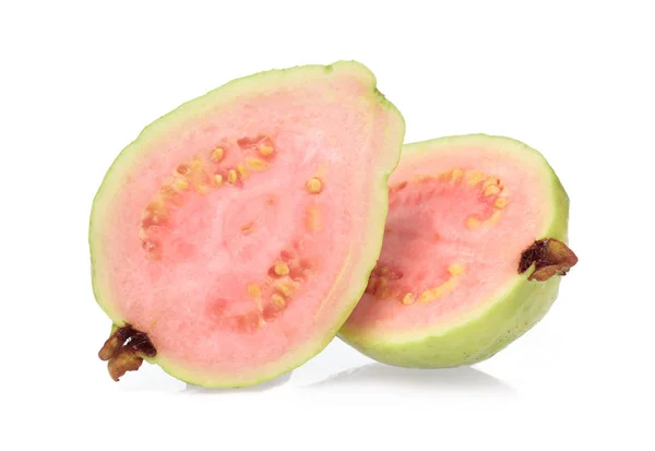 Guava gyümölcs szelet elszigetelt fehér alapon — Stock Fotó