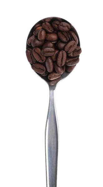 Ложка кавових зерен ізольована на білому фоні — стокове фото