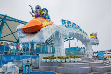Hong Kong - 18 Mart 2016 Ocean Park Hong Kong Bir tema parkı
