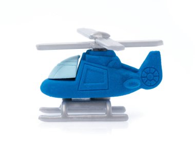 lastik uçak beyaz arkaplanda izole edildi