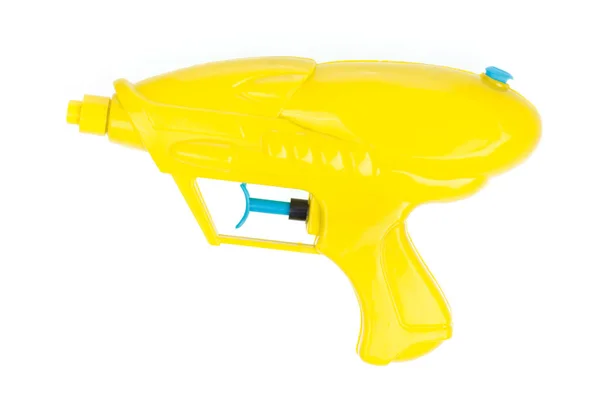 Giocattolo pistola ad acqua di plastica isolato su sfondo bianco — Foto Stock