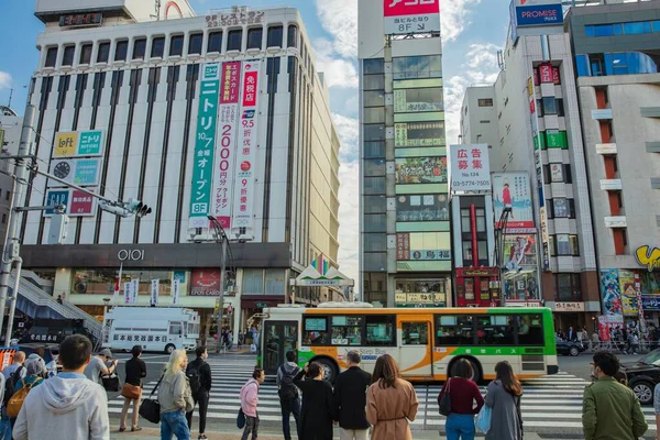 Japonsko - 16. října 2016: Pohled na vstup do parku Euno poblíž — Stock fotografie