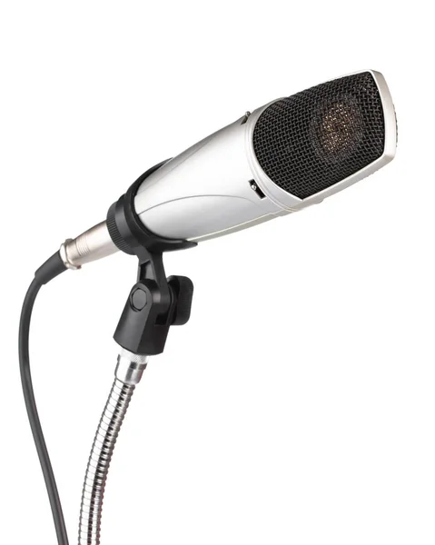 Kondensatormikrofon på stativ isolerad på vit baksida — Stockfoto