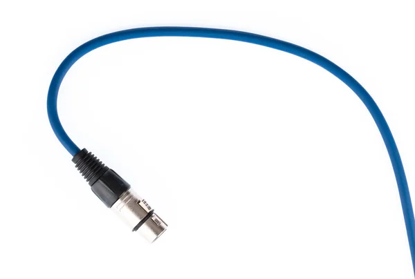 Modrá z mikrofonu Xlr kabel izolovaný na bílém pozadí — Stock fotografie
