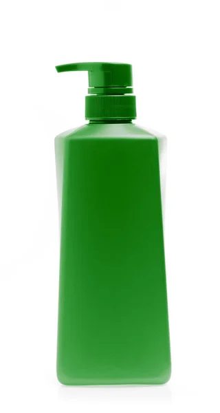 Green of plastic bottle shampoo isolated on white background — Stockfoto