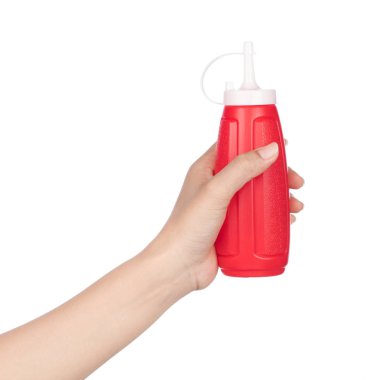 Beyaz arka planda izole edilmiş bir şişe domates sosu.