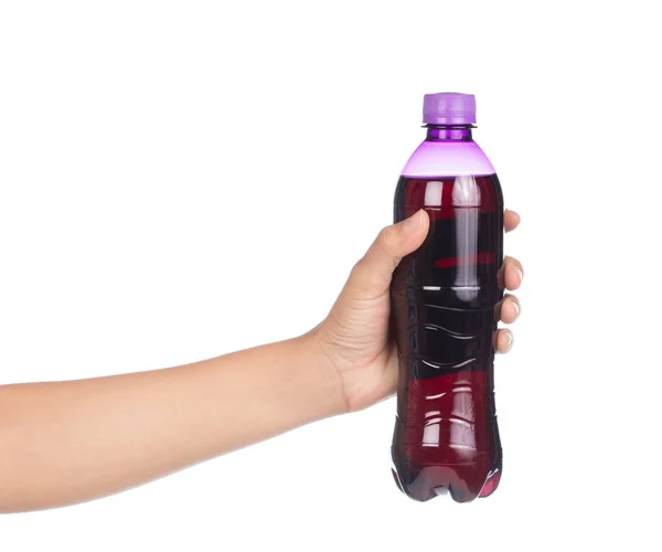 Mano celebración Refrescante soda de uva refrescos en botella aislado — Foto de Stock