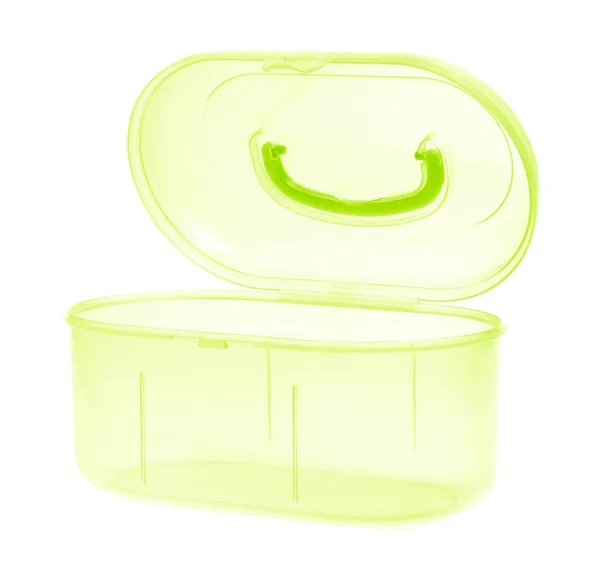Зелена пластикова кругла порожня коробка для контейнерів ізольована на білому — стокове фото