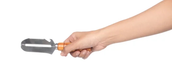 Hand vasthouden Een houten mes peeler geïsoleerd op een witte achtergrond. — Stockfoto