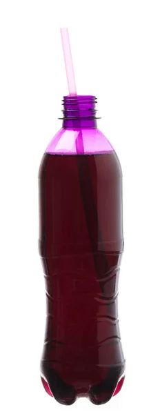 Bebida refrescante de uva em frasco de plástico isolado em backg branco — Fotografia de Stock