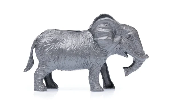 Spielzeug aus Kunststoff Elefant isoliert auf weißem Hintergrund. — Stockfoto