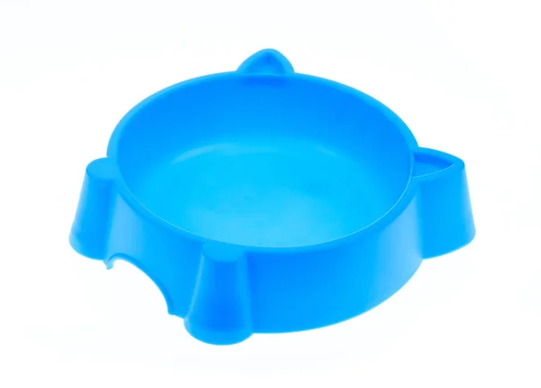 Tazón de plástico azul para mascotas alimentos aislados sobre fondo blanco — Foto de Stock